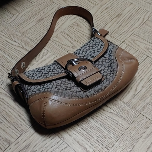 Coach shoulder bag - Picture 2 of 8